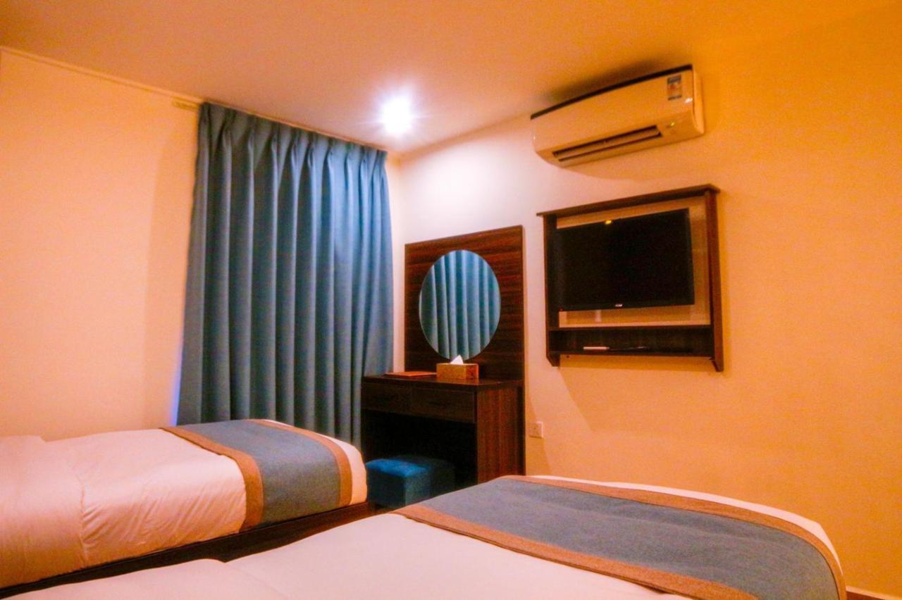 ِafnan Hotel Aqaba Extérieur photo