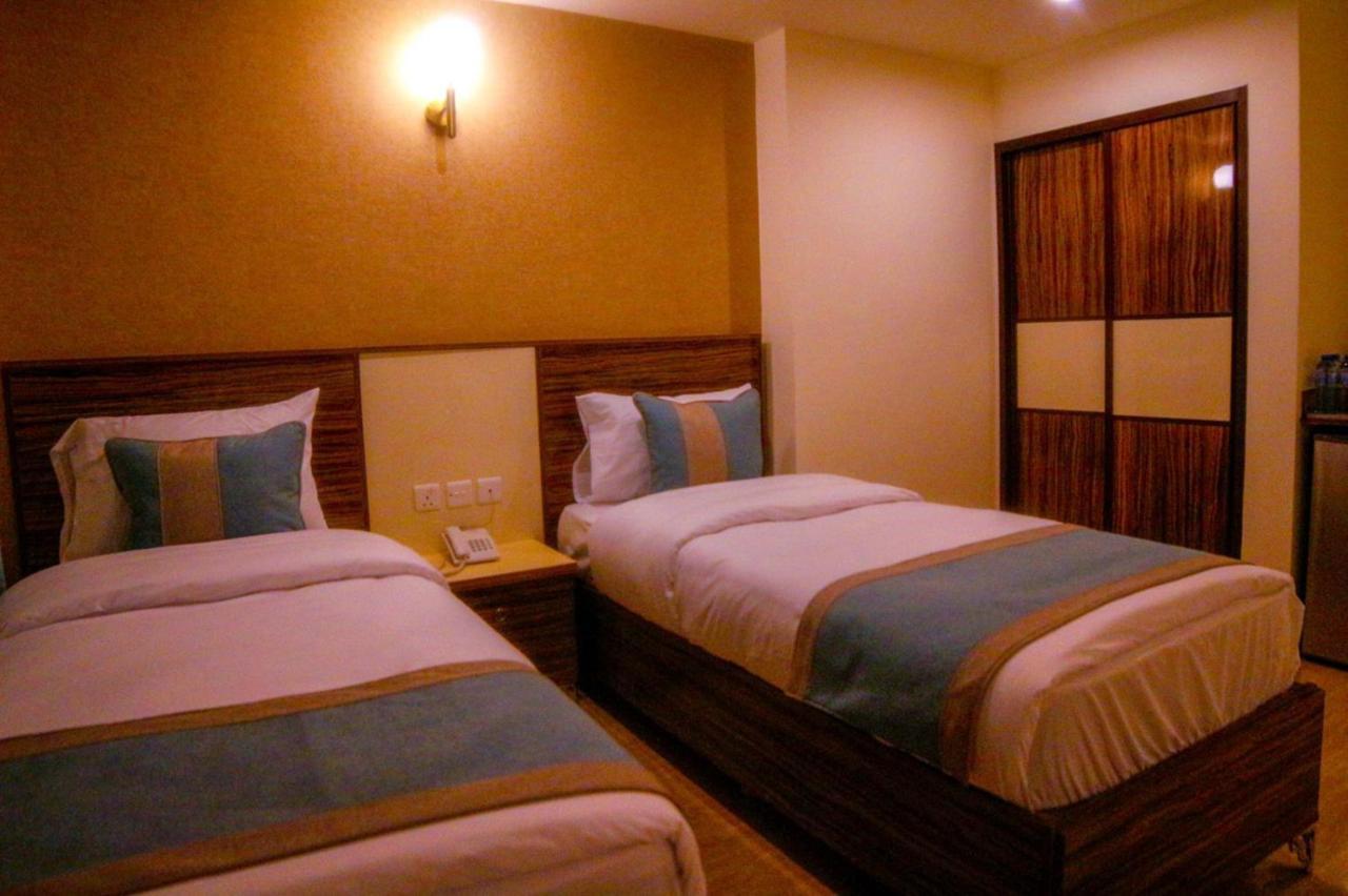 ِafnan Hotel Aqaba Extérieur photo