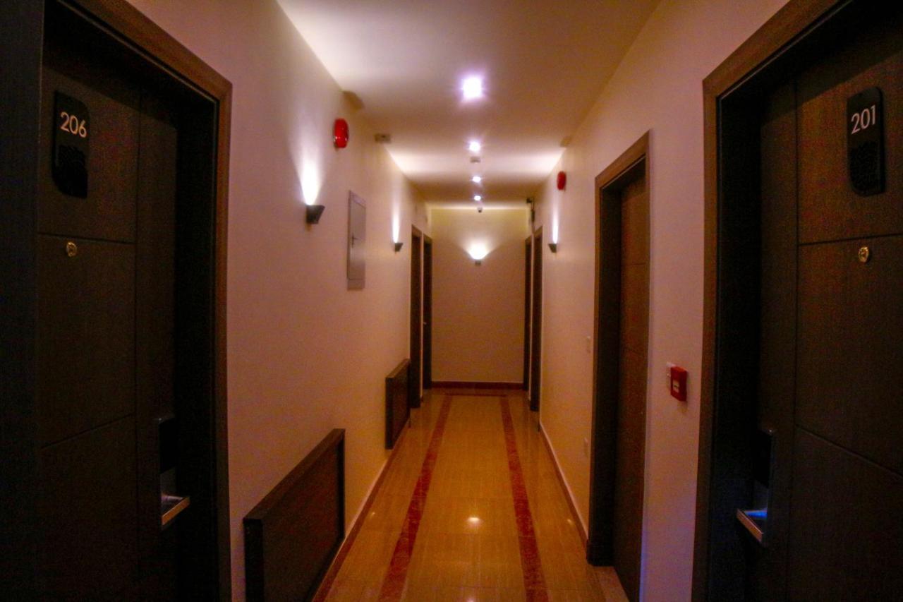 ِafnan Hotel Aqaba Extérieur photo